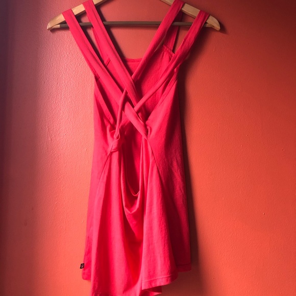 ❤️Fabletics Aldis Workout Tank Top Criss Cross Gym - Picture 2 of 5